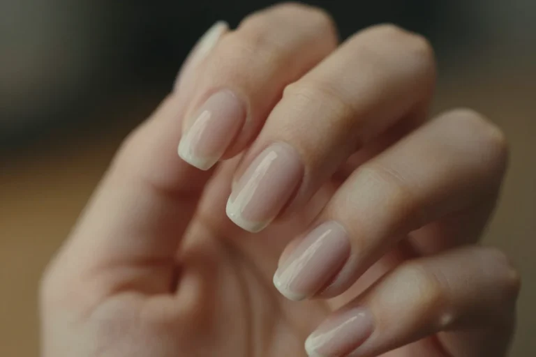 20 Neutral Nails That Look Effortless, Expensive, And Totally Chic